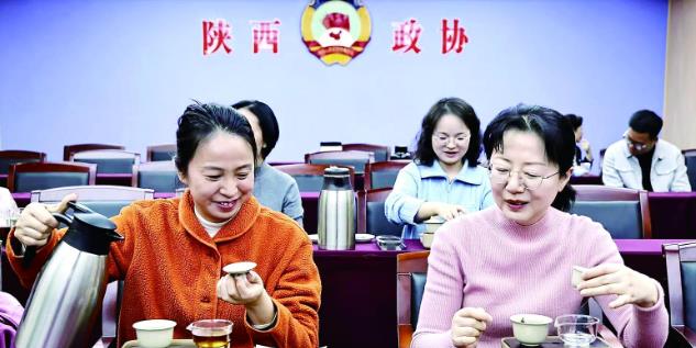 陜西省政協(xié)機(jī)關(guān)開展慶?！叭恕眹?guó)際婦女節(jié)活動(dòng)